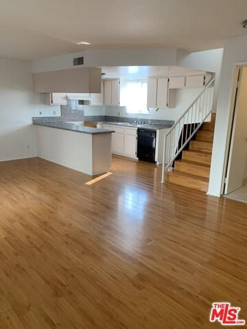 Building Photo - 1129 Linden Ave