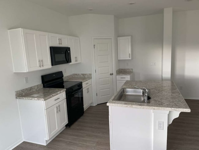 Photo - 6721 SW Dignity Ave Townhome