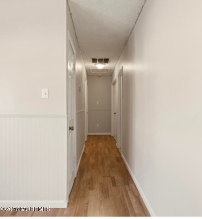 Foto del edificio - 123 Village Dr