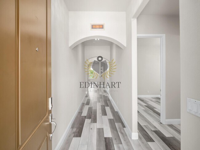 Foto del edificio - 1026 E Carnoustie Ave