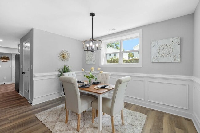 Photo - Newly renovated 4 bed 2.5 bath, located in downtown Wilmington House