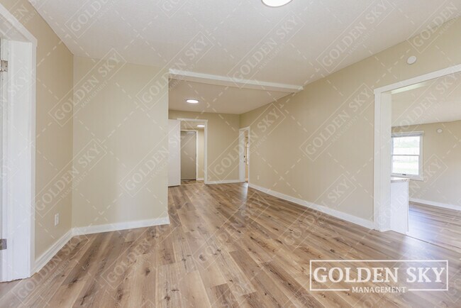 Foto del edificio - 1704 W 15th St