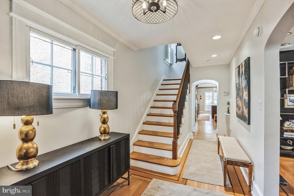 Foto principal - 5521 Nebraska Ave NW