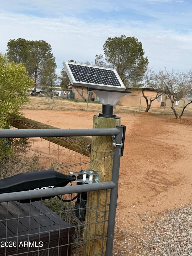 Foto del edificio - 5333 S Santa Claus Ave