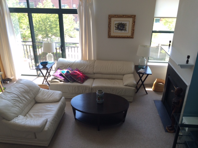 Main Floor living area - 9000 Lorton Station Blvd