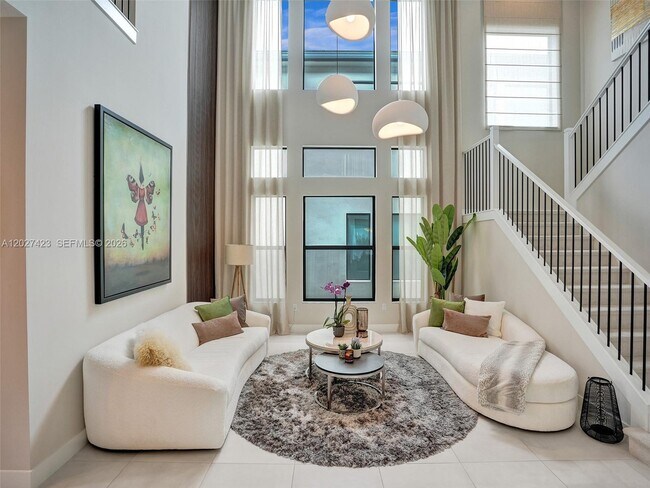 Foto del edificio - 8642 Swinley Frst Wy