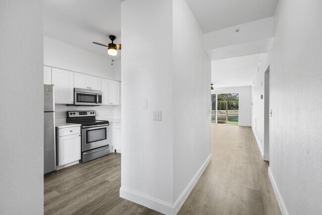 Foto del edificio - 3250 Cypress Glen Way
