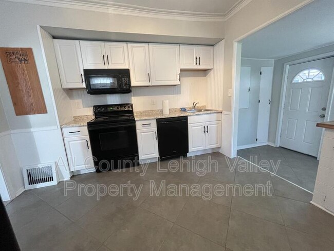 Foto del edificio - 23 W Union Blvd