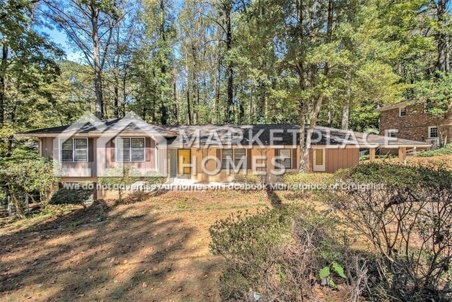 Photo - 2542 Melinda Dr NE House