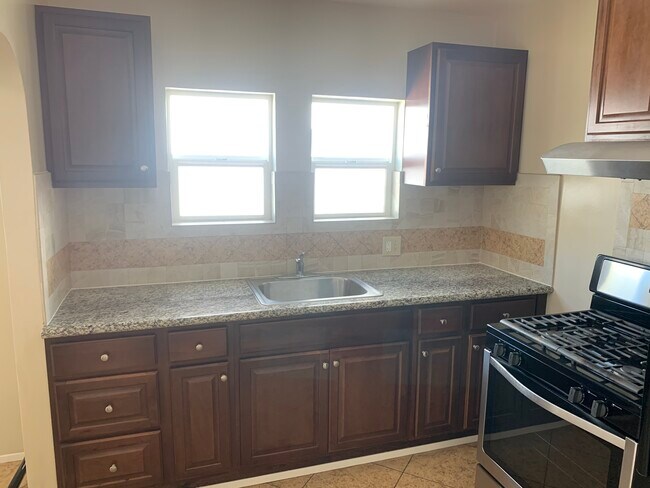 Kitchen - 4190 Arizona St