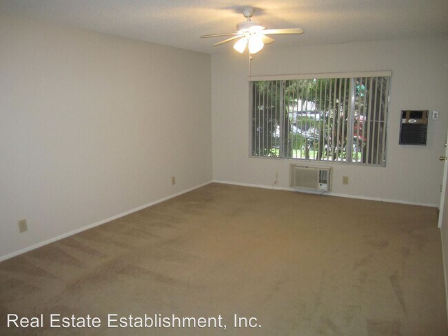 Building Photo - 1332 E Wilshire Ave