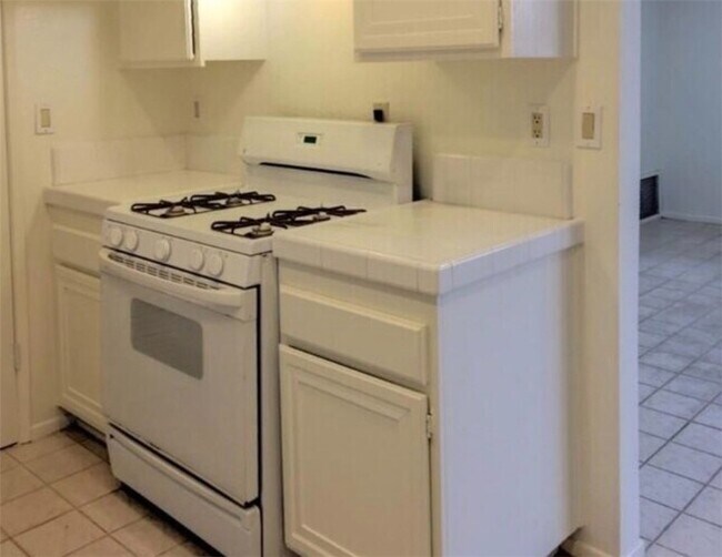 Foto del edificio - 6142 Hefley St