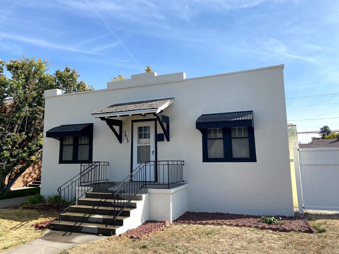 1433 17th Ave, Mitchell, NE 69357 House Rental in Mitchell, NE