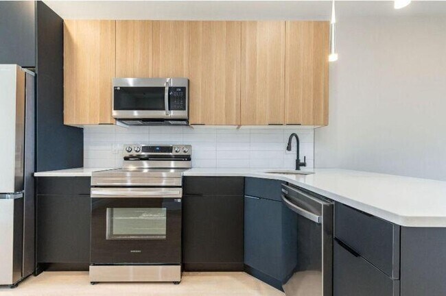 Foto del edificio - 660 Brooklyn St