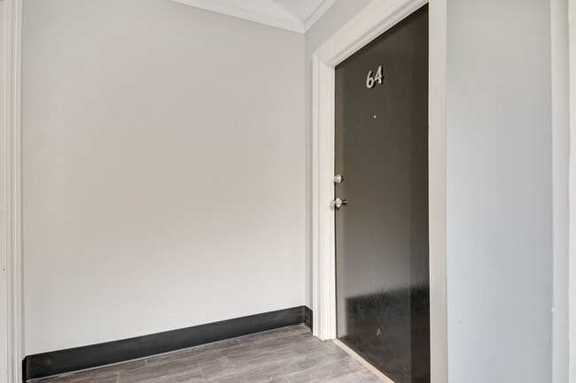Interior Photo - Fort Wood