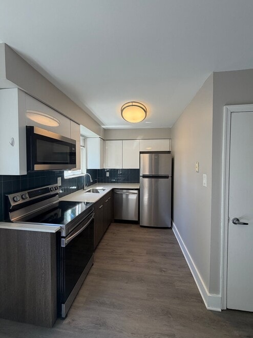 Building Photo - Livingstone Apartment Homes