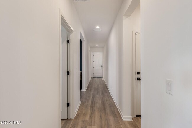 Foto del edificio - 35212 N Magnette Way