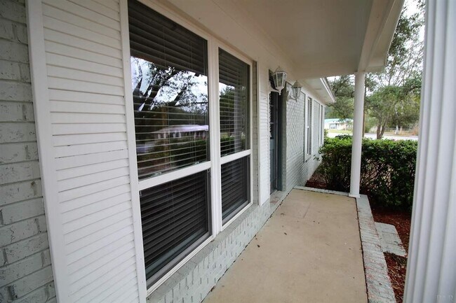 Building Photo - 5200 Springdale Dr