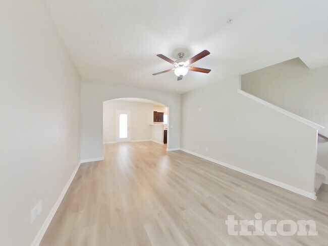 Foto del edificio - 415 Middleton Ln