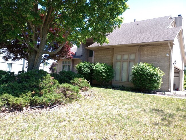 Foto del edificio - 30658 Mystic Forest Dr