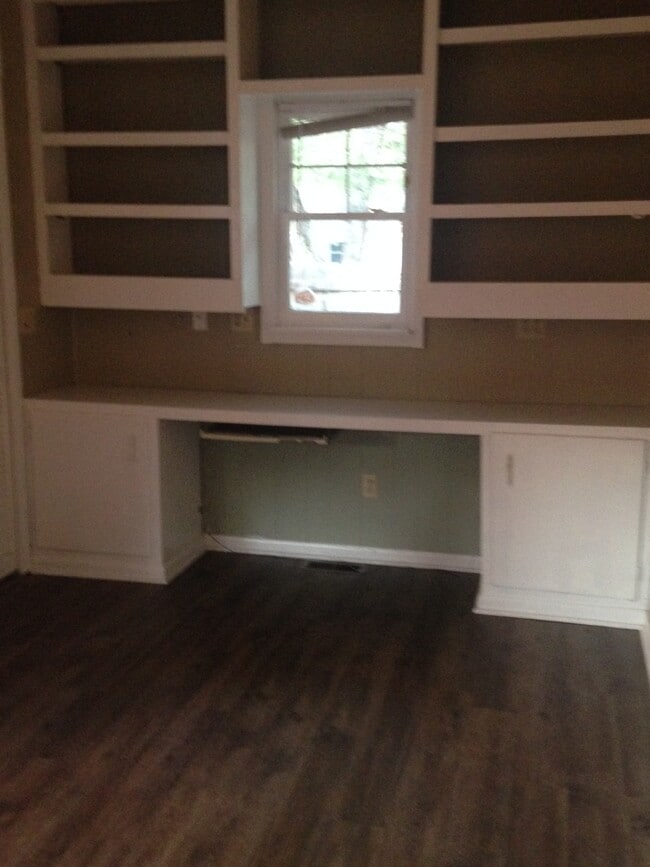 office area in bonus room - 1505 Sedwick Road