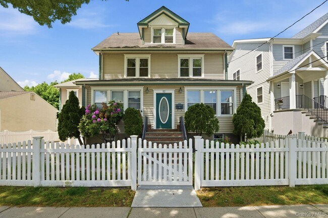 Foto del edificio - 52 Nelson Ave