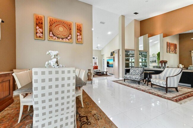 Foto del edificio - 8319 Horseshoe Bay Rd