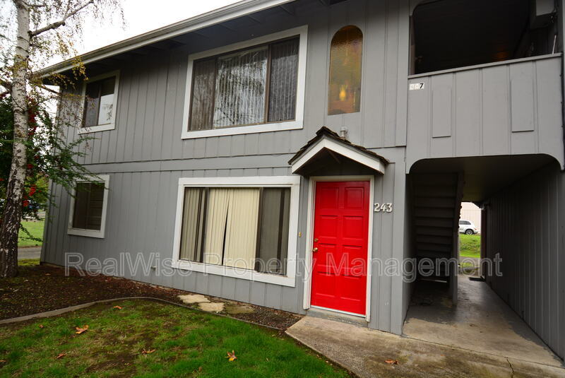 Foto principal - 243 Rose Ave