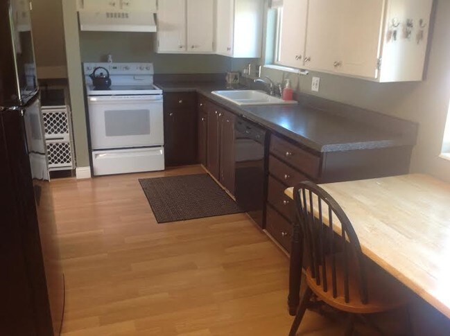 Building Photo - 9272 S Quail Hollow Dr