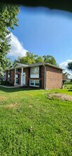 Building Photo - 114 Maureen Dr