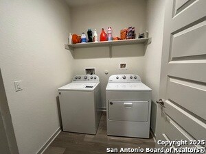 Foto del edificio - 7717 Linnie Ln