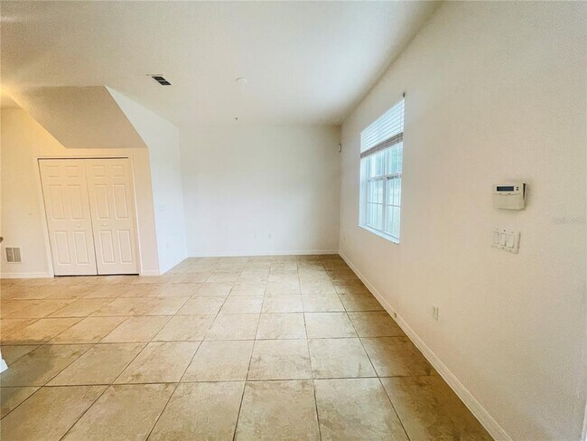 Foto del edificio - 10322 Hartford Maroon Rd