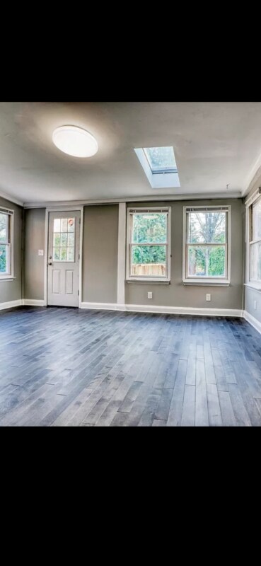 Foto del edificio - 3637 Dolfield Ave