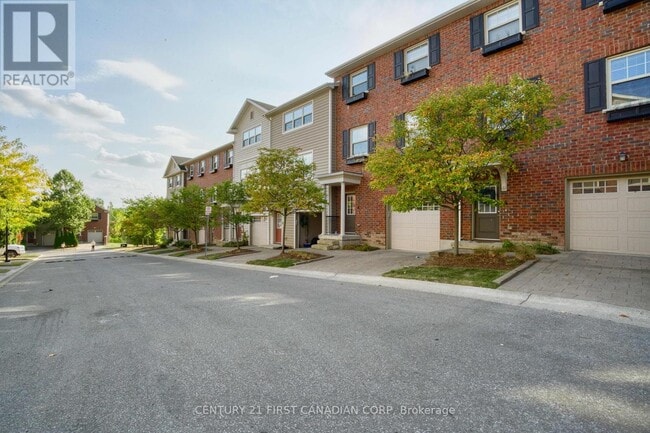 Photo du bâtiment - 1850 Beaverbrook Ave