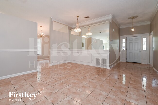Building Photo - 4576 Antler Hill Dr E