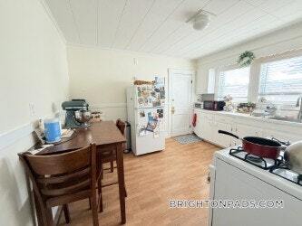 Foto del edificio - 81 Cresthill Rd