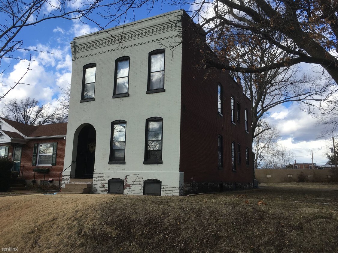 Primary Photo - 6447 W Park Ave