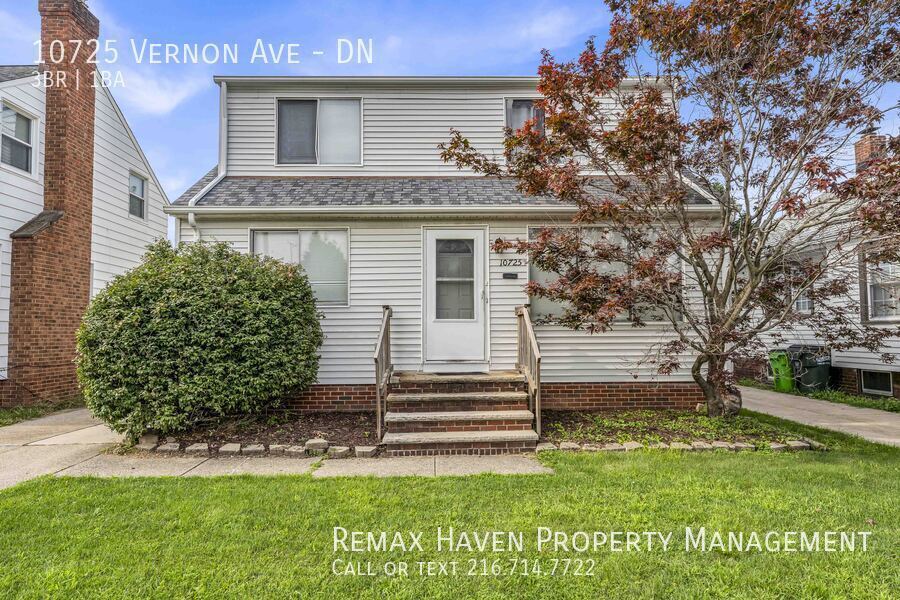 Primary Photo - 10725 Vernon Ave