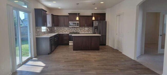 Foto del edificio - Master Suite and Junior Suite with its own...