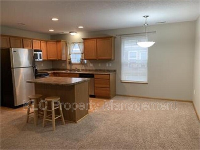 Foto del edificio - 1135 Redstone Ln