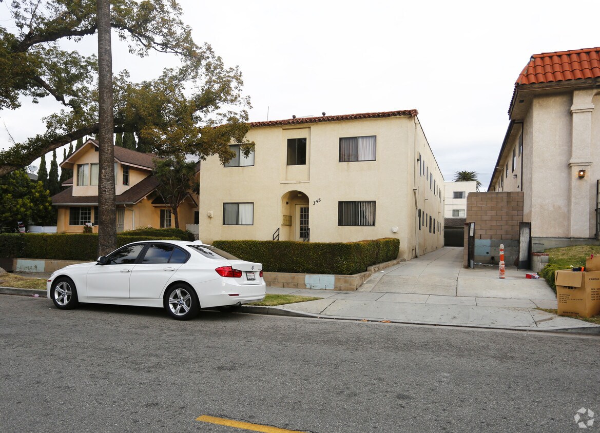 Foto principal - 345 W Lomita Ave