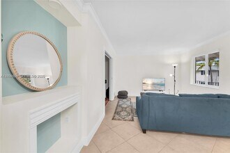 Building Photo - 8617 SW 68th Ct