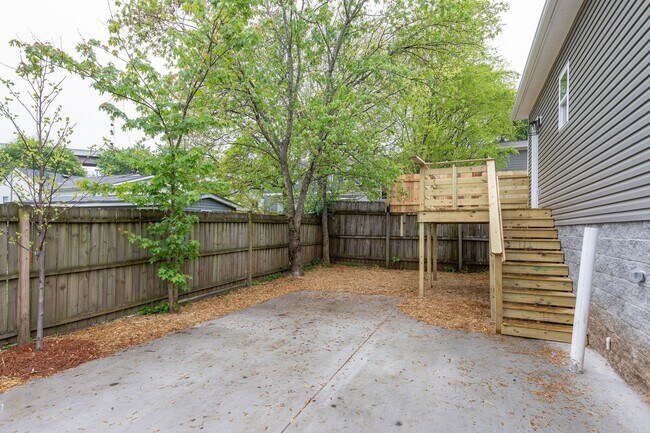 Foto del edificio - Modern Sylvan Park Home | 2 Bed, 2 Bath | ...