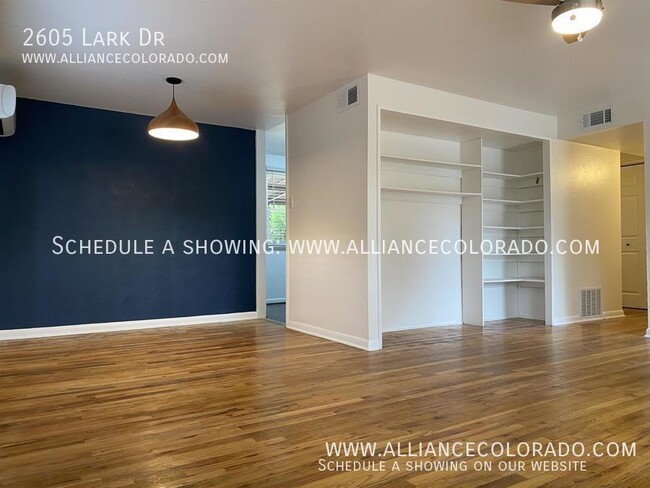 Foto del edificio - 2605 Lark Dr