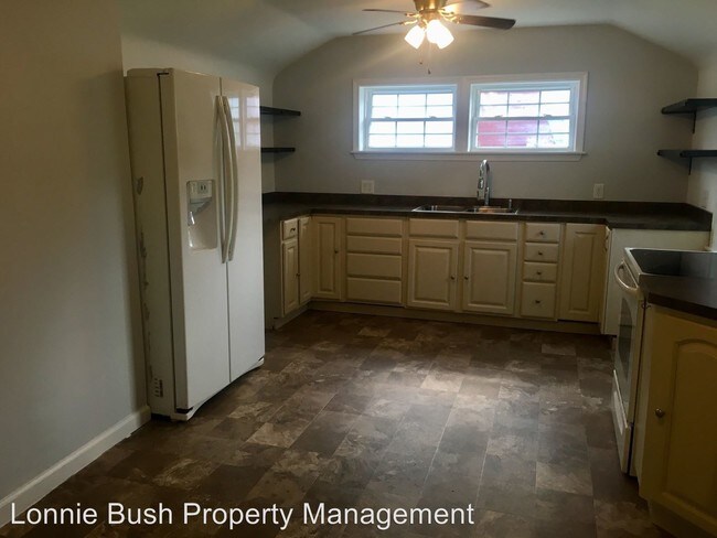 Building Photo - 3 br, 2 bath House - 13 Fiske St