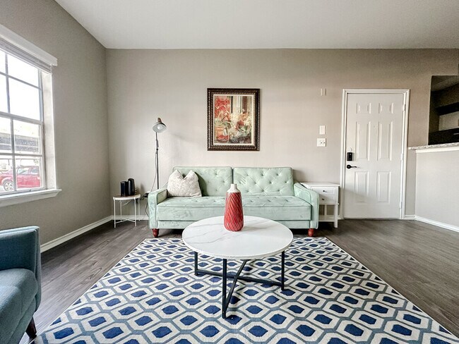 Foto del edificio - 6225 Saratoga Blvd