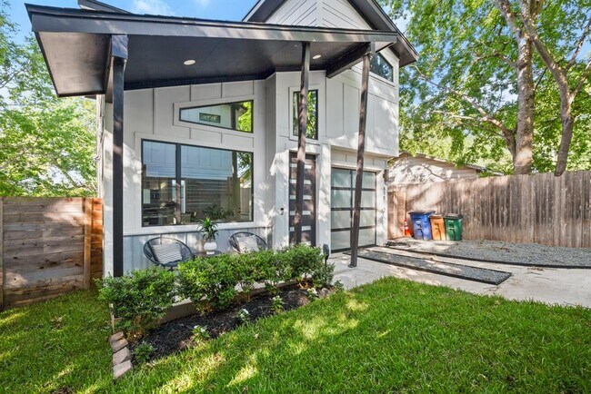 Building Photo - 619 Hammack Dr