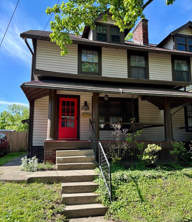 Building Photo - 315 Siebert St