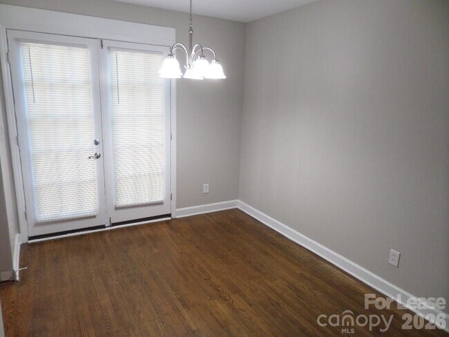 Foto del edificio - 4335 Hathaway St