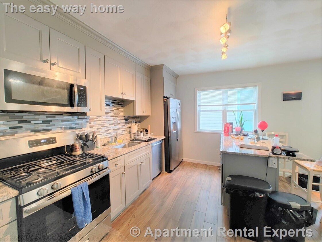 Photo - 50 Derby St Unit #2